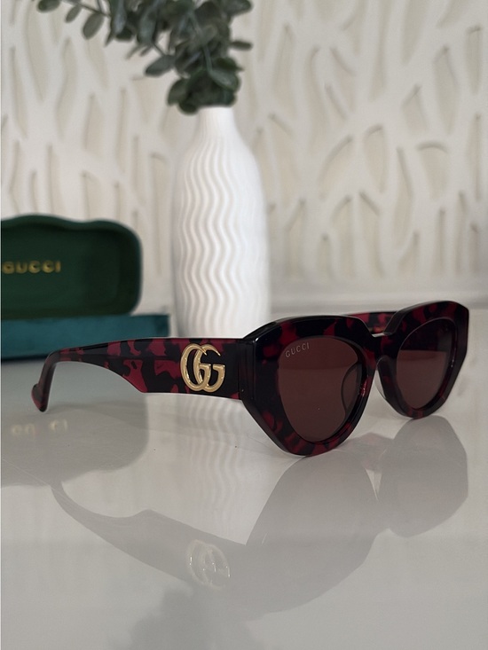 Gucci Accessories - Gucci Red Tortoise Cat-Eye Sunglasses with Gold GG Accent